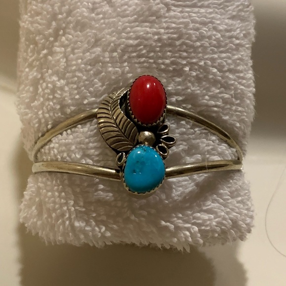 Navajo Turquoise Coral Cuff - Picture 5 of 9